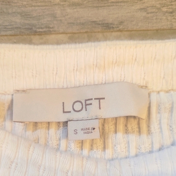 LOFT Brushed Waffle Puff Sleeve Creme Shirt, Size Small - Picture 3 of 4